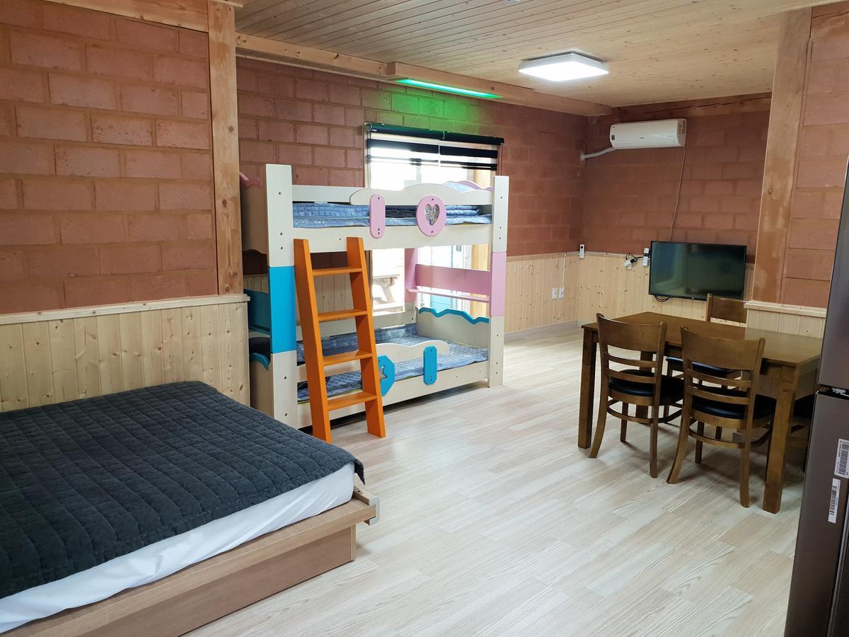 Rainbow Hwangto Pension Pyeongchang Exterior foto